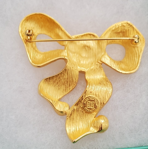 Vintage Givenchy Bow Brooch - Picture 2 of 6